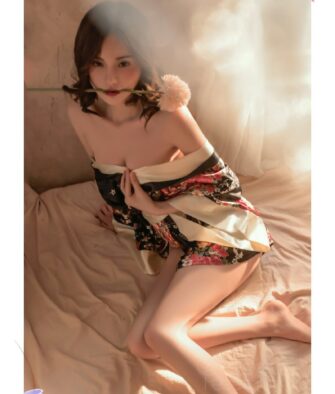 Feimu Japanese-style floral wide-sleeve kimono-style lingerie set
