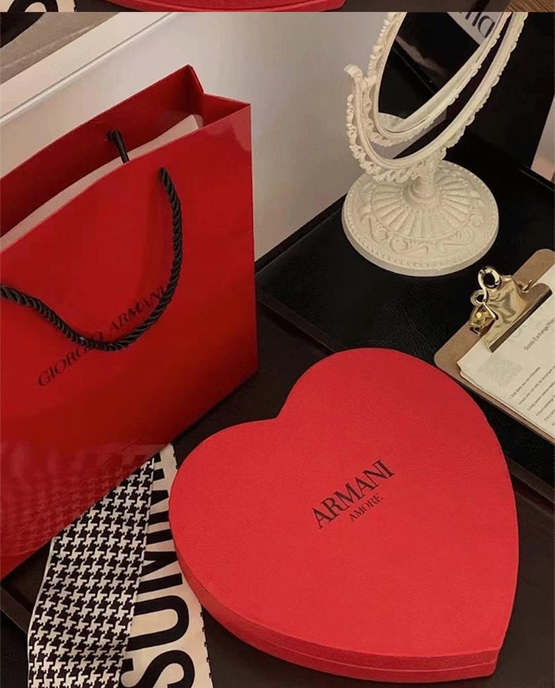 Armani 6-Piece Miniature Fragrance Gift Set (Heart-Shaped Red Box): My Way (7ml), My Way Shimmer Edition (7ml), Pivoine Suzhou (7.5ml), Thé Yulong (7.5ml), My Way Intense (7ml), and Sì Passione (7ml). - 图片 6