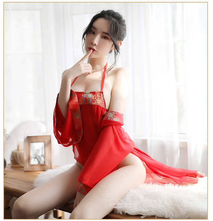 Feimu Red Mesh Traditional-Style Bridal Lingerie Set