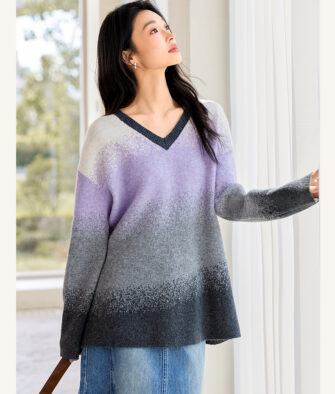 IC Women's New Autumn Knit Top – Comfortable, Versatile, Loose-Fit with Gradient Design