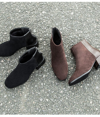 [A best-seller for 5 years and still going strong! Chelsea boots with a 3.5cm heel that instantly give you long-looking legs—versatile, comfortable, and featuring a stable block heel.]