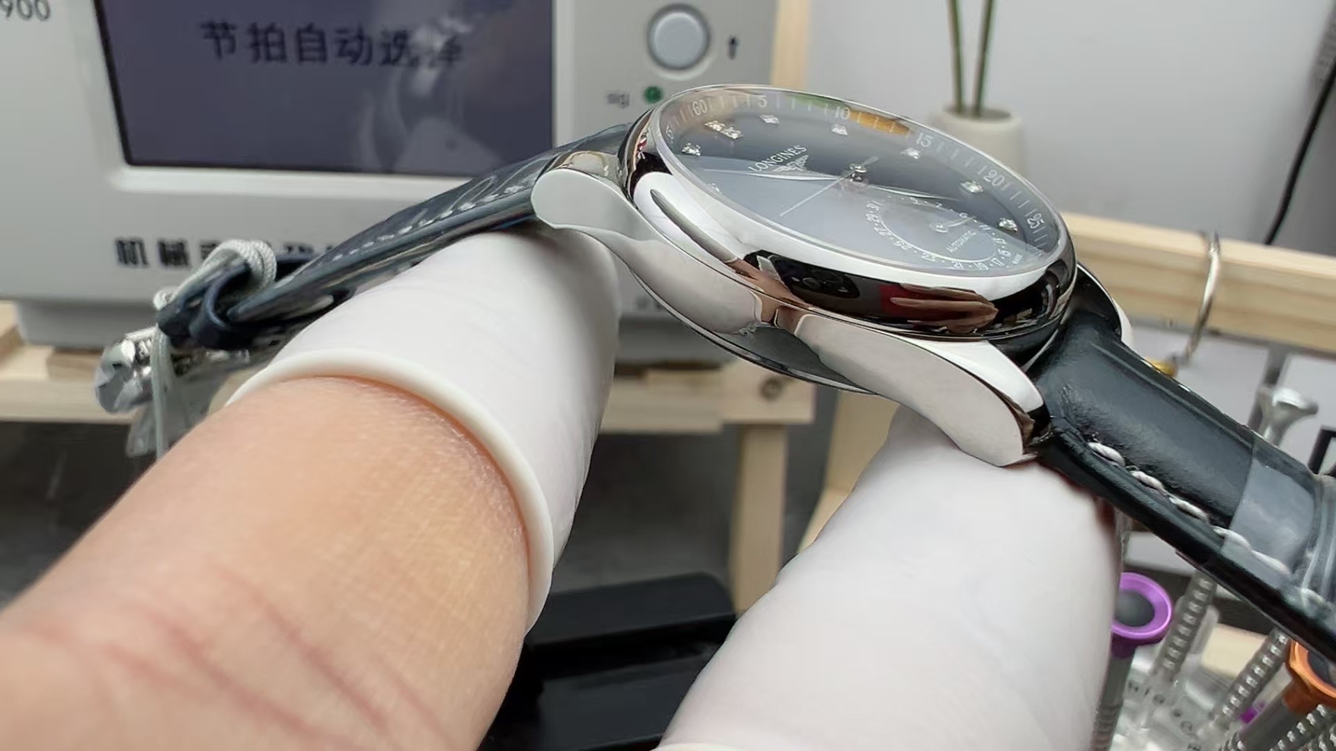 V9 Master Collection Ladies Moon Phase Watch - 图片 3